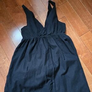 Fit & Flare mini sundress (black)